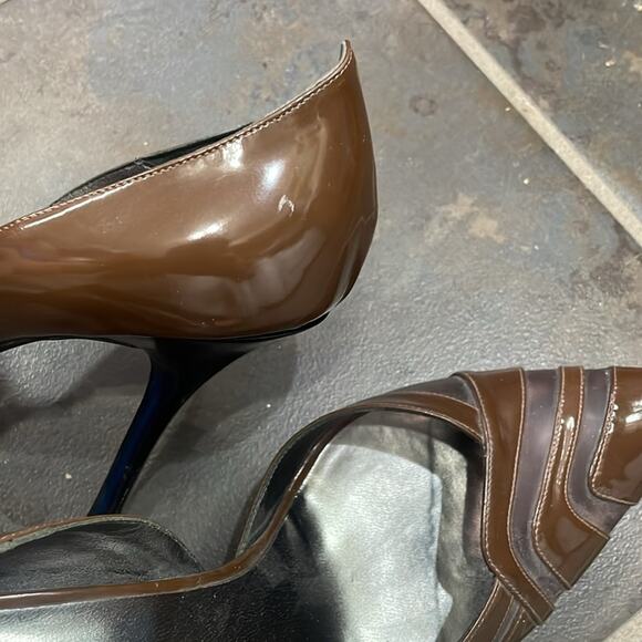 Giorgio Armani Brown Patent Leather D’Orsay Pumps Size 38.5 - Picture 6 of 11